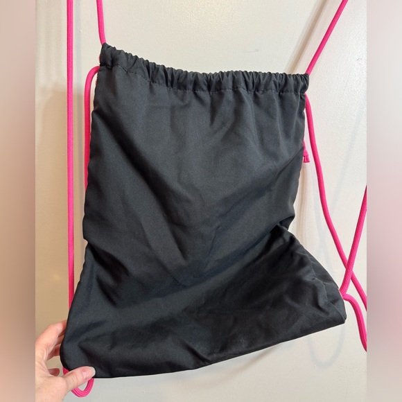 NIKE Drawstring Backpack - Picture 4 of 13